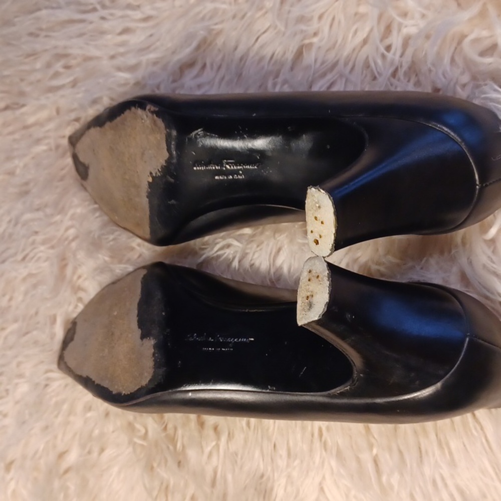 Ferragamo heels - Picture 8 of 15